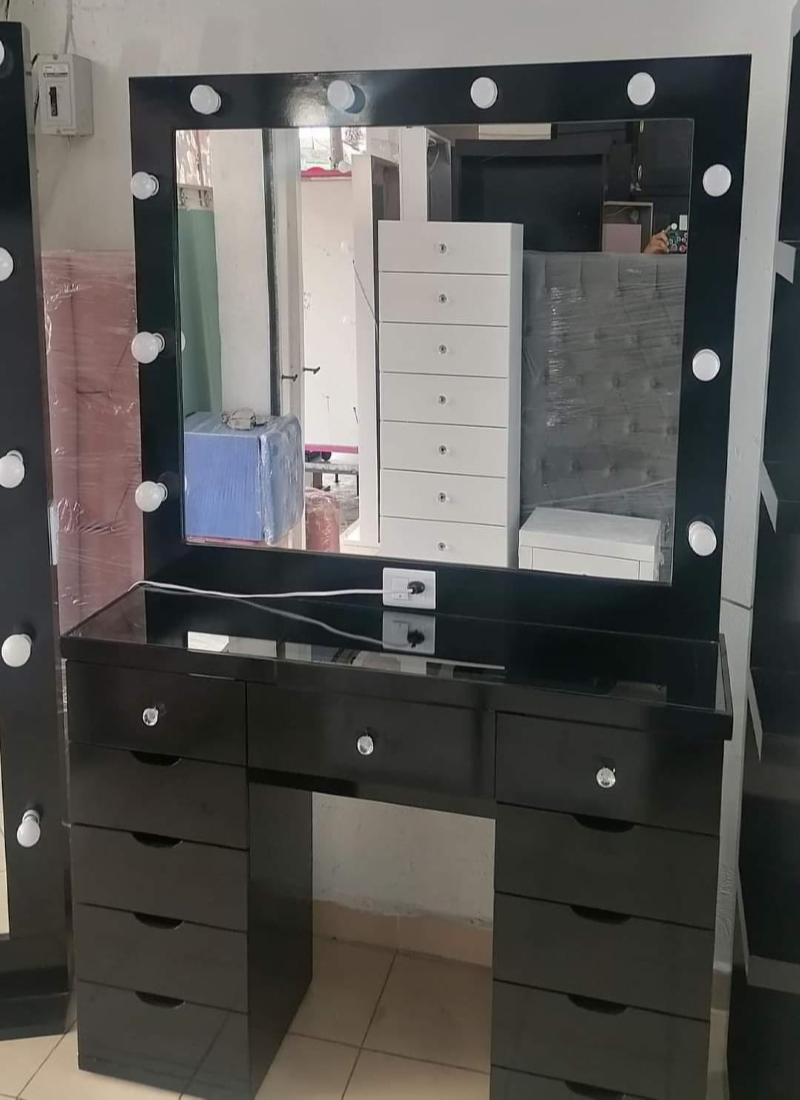 Vanity Diamante Deluxe