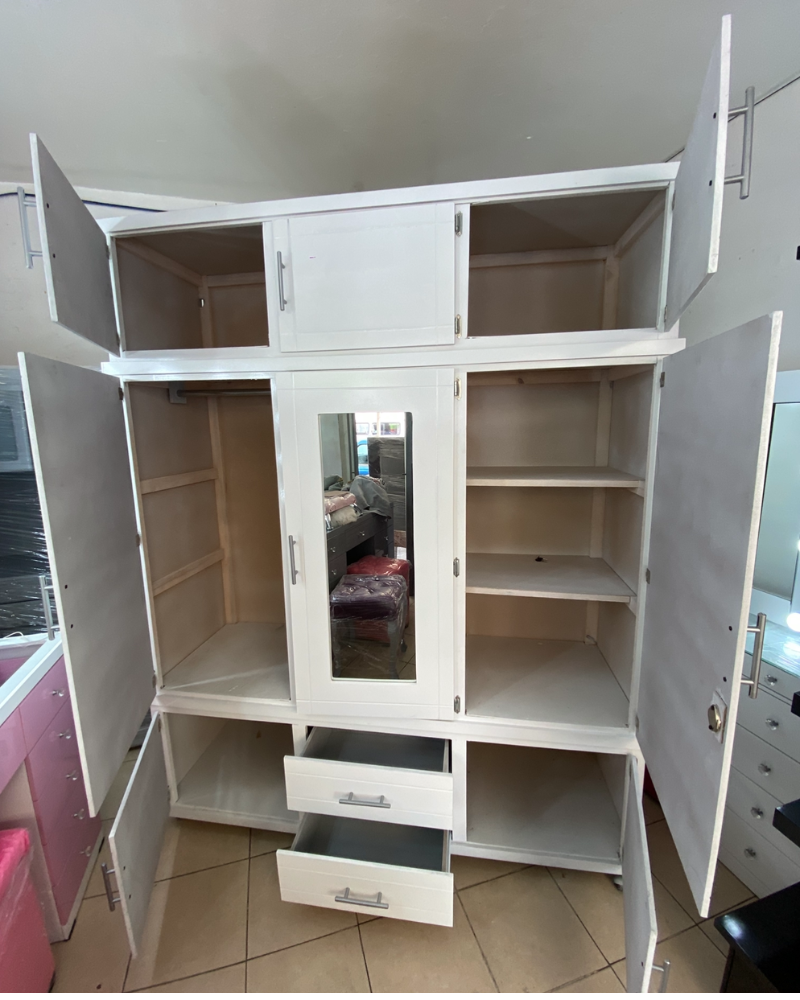 Ropero Athenas - Image 2